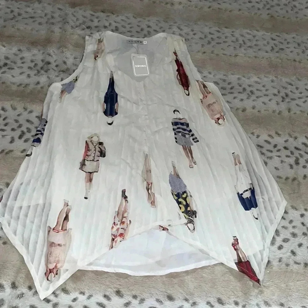 NWT Adore Blouse